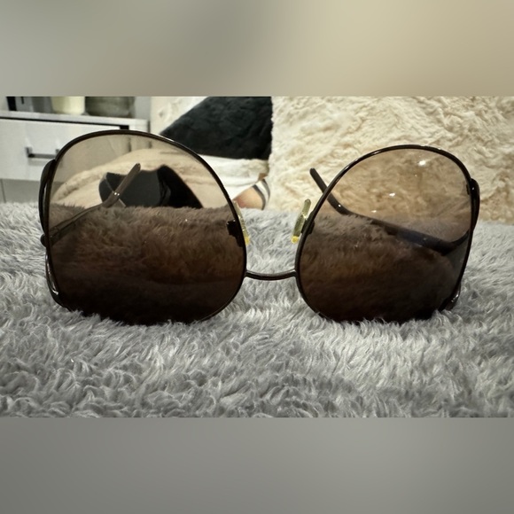 Burberry Sunglasses - Picture 3 of 8